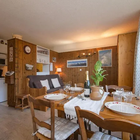 Sainte-foy-l'argentiere Sleeps 4 * Chamonix